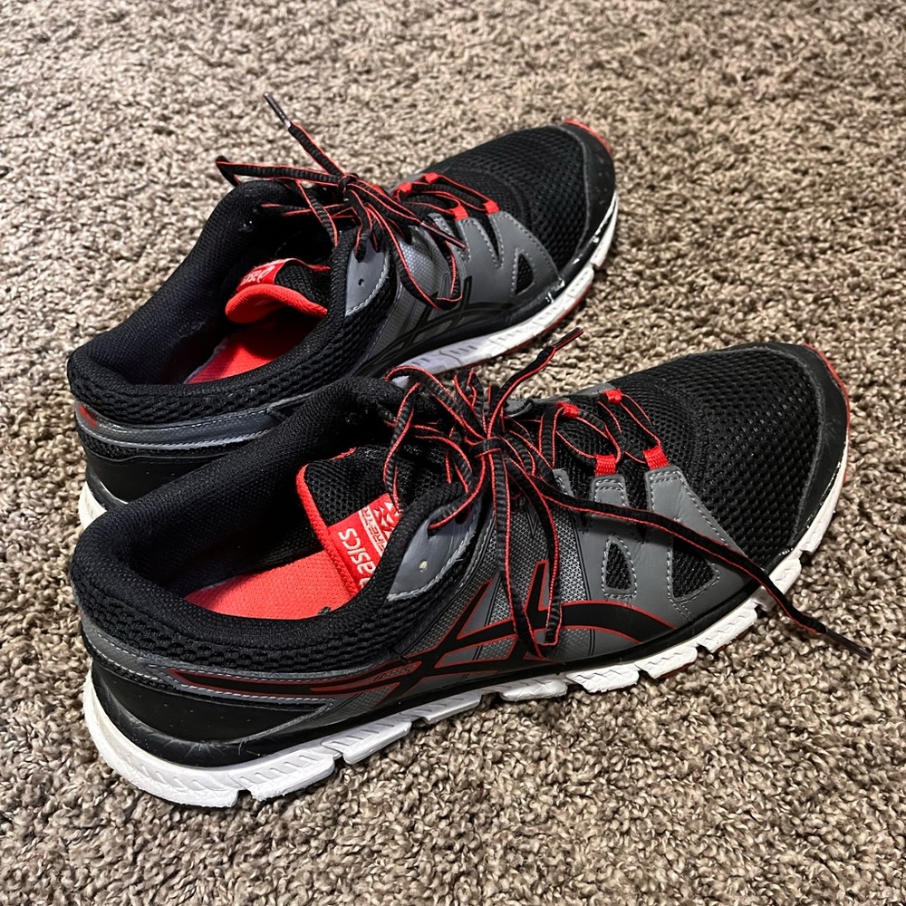 Men’s ASICS shoes